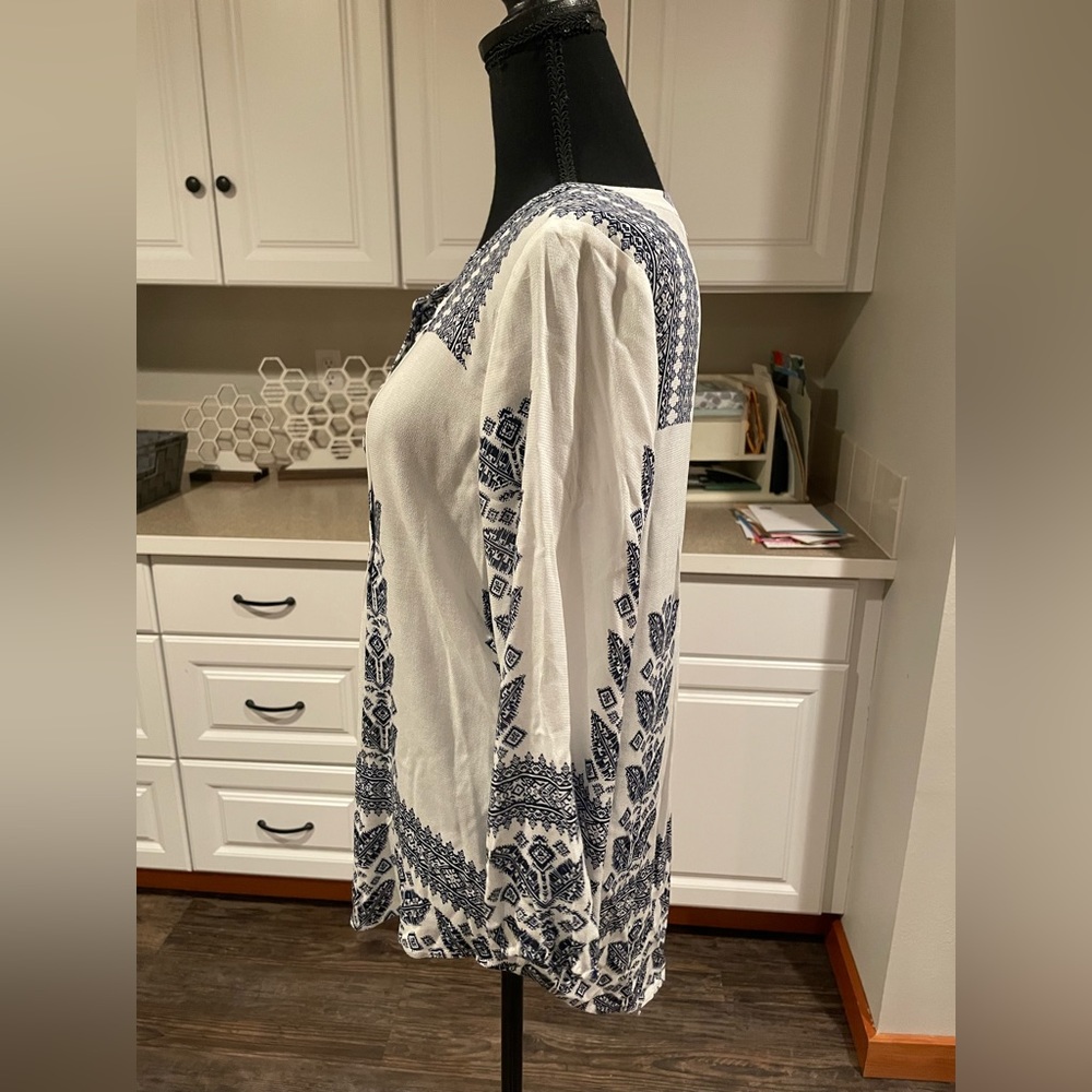 Danielrainn White And Blue Patterned Sweater - image 3